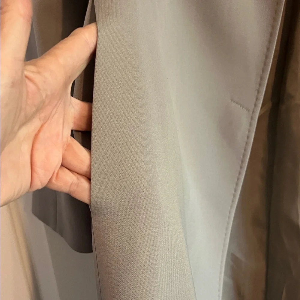 Light Taupe blazer coat - Picture 3 of 9